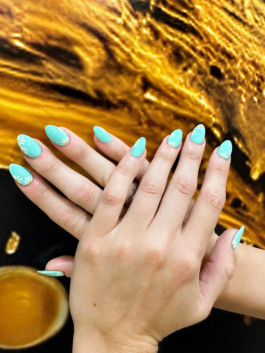 Moony beauty nails and spa nail salon photo